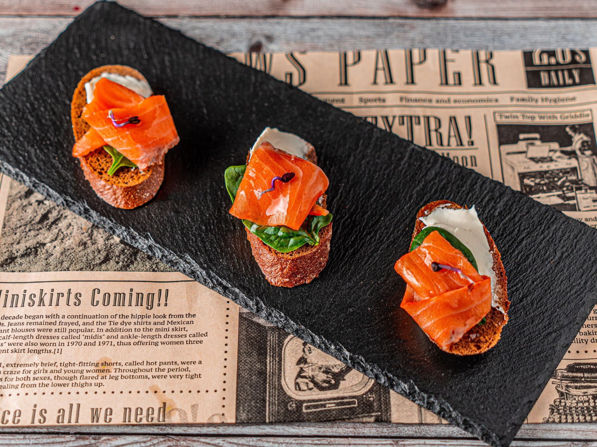 Брускетта Филадельфия с семгой